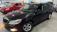 Zwart Gebruikt 2011 Skoda Octavia Business Line Stationwagen | € 4.499 (Goede deal)