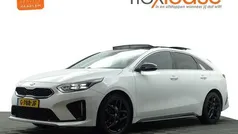 Wit metallic Gebruikt 2019 Kia ProCeed Hatchback | € 24.900 (Eerlijke prijs)