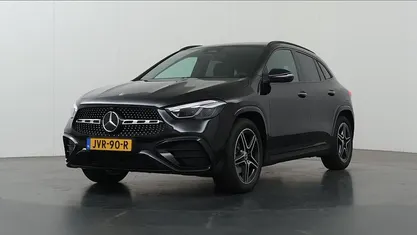 Nieuw Mercedes GLA180 Business 136 PK (100 kW) 2026 Zwart SUV