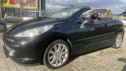Zwart (metallic) Gebruikt 2007 Peugeot 207 CC Cabriolet | € 2.499 (Goede deal)