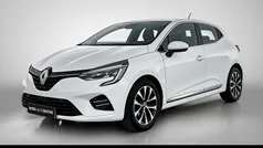 Gebruikt 2020 Renault Clio V Intens Hatchback | € 14.800 (Eerlijke prijs)