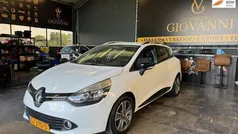 Wit Gebruikt 2015 Renault Clio GrandTour Night&Day Stationwagen | € 5.250 (Eerlijke prijs)