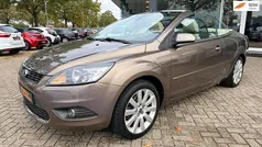 Bruin Gebruikt 2009 Ford Focus Cabriolet Titanium Cabriolet | € 5.940 (Eerlijke prijs)