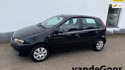 Occasion Fiat Punto 60 PK (44 kW) 2003 Zwart Hatchback