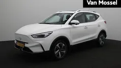 Gebruikt 2023 MG ZS Luxury Sedan | € 22.995 (Eerlijke prijs)
