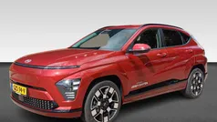 Rood Gebruikt 2025 Hyundai Kona Premium SUV | € 43.930 (Eerlijke prijs)