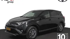 Zwart Gebruikt 2017 Toyota RAV4 Style SUV | € 26.450 (Eerlijke prijs)