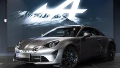 Grijs Gebruikt 2023 Alpine A110 Coupé | € 82.499 (Eerlijke prijs)