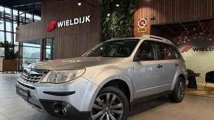 Grijs Gebruikt 2012 Subaru Forester SUV | € 11.900 (Eerlijke prijs)