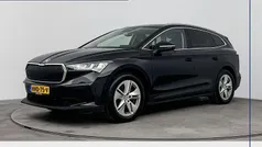 Zwart, metallic lak Gebruikt 2021 Skoda Enyaq iV SUV | € 26.900 (Eerlijke prijs)