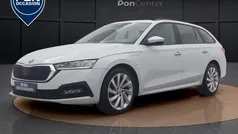 Wit, metallic lak Gebruikt 2021 Skoda Octavia Stationwagen | € 21.950 (Super prijs)