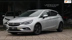 Grijs Gebruikt 2019 Opel Astra Edition Hatchback | € 9.750 (Super prijs)