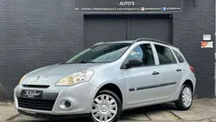 Grijs, metallic lak Gebruikt 2010 Renault Clio GrandTour Stationwagen | € 2.950 (Eerlijke prijs)