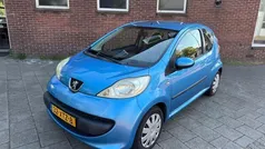 Blauw Gebruikt 2005 Peugeot 107 Hatchback | € 1.599 (Eerlijke prijs)