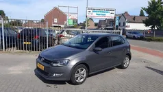 Grijs Gebruikt 2013 VW Polo Comfortline Hatchback | € 7.495 (Eerlijke prijs)