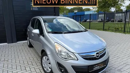 Occasion Opel Corsa 87 PK (63 kW) 2011 Zilver Hatchback