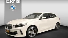 Wit Gebruikt 2020 BMW 118 Executive Hatchback | € 22.900 (Eerlijke prijs)