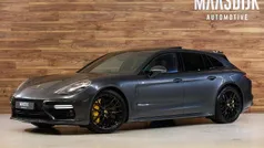 Grijs, metallic lak Gebruikt 2018 Porsche Panamera S E-Hybrid Sport Turismo Sedan | € 84.740 (Eerlijke prijs)
