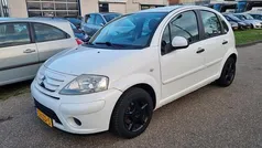 Wit Gebruikt 2011 Citroën C3 First Hatchback | € 2.950 (Eerlijke prijs)