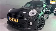 Zwart Gebruikt 2018 Mini Cooper Chili Hatchback | € 18.950 (Eerlijke prijs)
