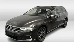 Grijs Gebruikt 2021 VW Passat Comfortline Stationwagen | € 23.950 (Goede deal)