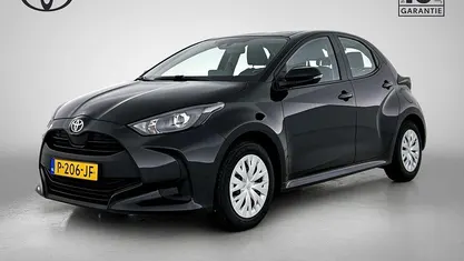 Occasion Toyota Yaris Active 125 PK (91 kW) 2022 Zwart Hatchback