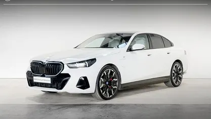 Occasion BMW 550e M Sport 489 PK (359 kW) 2025 Alpinweiss Sedan
