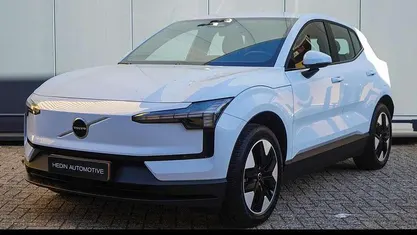 Gebruikt 2024 Volvo EX30 Core SUV | € 32.995 (Super prijs)