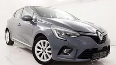 Grijs Gebruikt 2020 Renault Clio V Sedan | € 12.750 (Eerlijke prijs)