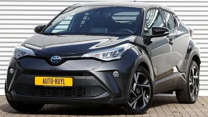 Occasion 2023 Toyota C-HR SUV | € 26.545 (Eerlijke prijs)