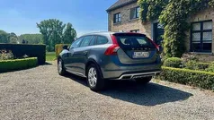 Grijs Gebruikt 2018 Volvo V60 CC Plus Stationwagen | € 22.950 (Goede deal)