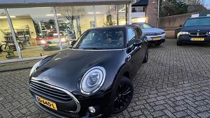 Gebruikt 2019 Mini One Clubman Business Stationwagen | € 17.500 (Eerlijke prijs)