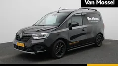 Zwart Gebruikt 2024 Renault Kangoo Black Edition MPV | € 29.940 (Eerlijke prijs)