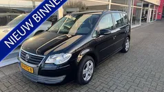Zwart (metallic) Gebruikt 2010 VW Touran Comfortline MPV | € 6.950 (Eerlijke prijs)