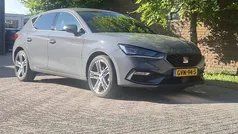Grijs Gebruikt 2024 Seat Leon ST FR Stationwagen | € 31.850 (Eerlijke prijs)