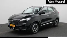 Zwart Gebruikt 2023 MG ZS Comfort Sedan | € 27.795 (Eerlijke prijs)