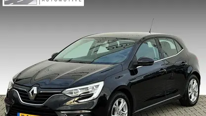 Zwart Gebruikt 2016 Renault Mégane IV Zen Hatchback | € 10.195 (Eerlijke prijs)
