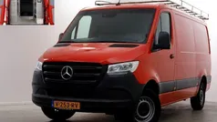 Rood Gebruikt 2018 Mercedes Sprinter Van | € 16.950 (Goede deal)