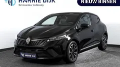 Zwart Gebruikt 2025 Renault Clio V Techno Hatchback | € 21.495 (Eerlijke prijs)