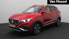 Rood Gebruikt 2020 MG ZS Luxury SUV | € 14.995 (Eerlijke prijs)