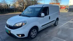 Wit Gebruikt 2015 Fiat Doblò MPV | € 3.750 (Eerlijke prijs)