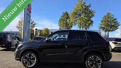 Zwart Gebruikt 2023 Suzuki Vitara Style SUV | € 23.000 (Eerlijke prijs)