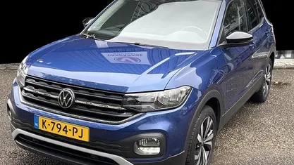 Blauw (metallic) Occasion 2021 VW T-Cross Life SUV | € 16.795 (Eerlijke prijs)