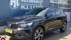 Zwart Gebruikt 2021 Volvo XC40 R-Design SUV | € 31.950 (Eerlijke prijs)