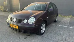 Paars, metallic lak Gebruikt 2002 VW Polo Comfortline Hatchback | € 1.850 (Eerlijke prijs)