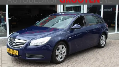 Blauw Gebruikt 2010 Opel Insignia Business Stationwagen | € 1.999 (Super prijs)