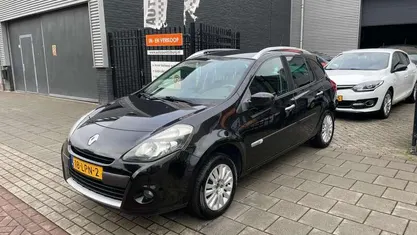 Occasion Renault Clio GrandTour Collection 101 PK (74 kW) 2010 Stationwagen