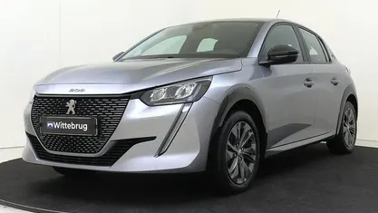 Occasion Peugeot e-208 Active 100 kW (136 PK) 2023 Grijs (metallic) Hatchback