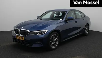 Gebruikt 2022 BMW 318 Basis Sedan | € 30.945 (Goede deal)