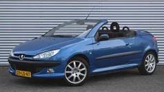 Blauw Gebruikt 2003 Peugeot 206 CC Cabriolet | € 1.490 (Eerlijke prijs)